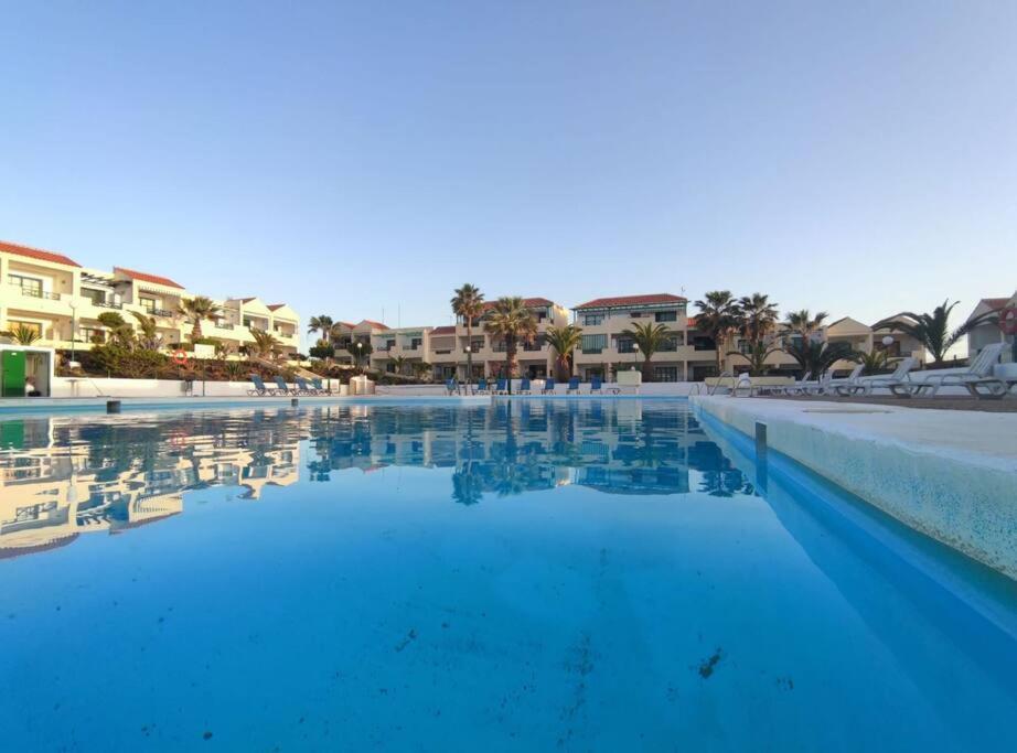 Puskas Apartman Costa De Antigua Exterior photo